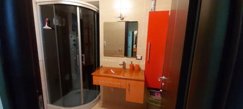 Koupelna v ubytování INTERNO 13 Apartament