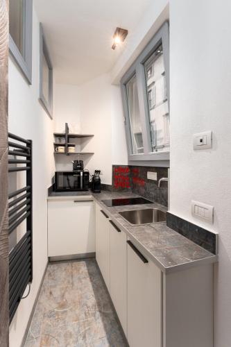 F1RST Suite Apartment & SPA photo 30