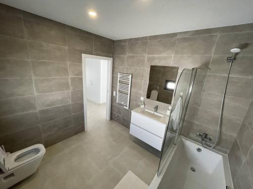 Ένα μπάνιο στο Casa Felino