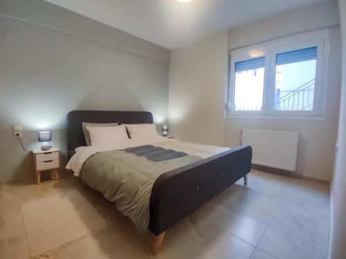 Posteľ alebo postele v izbe v ubytovaní Cozy modern apartment
