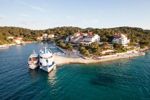 Φωτογραφία από το άλμπουμ του Hotel Odisej σε Goveđari