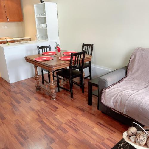  CONFORTSKI CANIGOU -  Room  picture :   Tea/Coffee maker    TV    Hairdryer                           