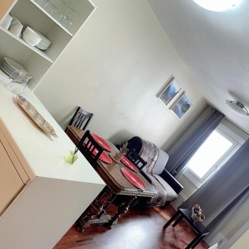  CONFORTSKI CANIGOU -  Room  picture :   Tea/Coffee maker    TV    Hairdryer                           