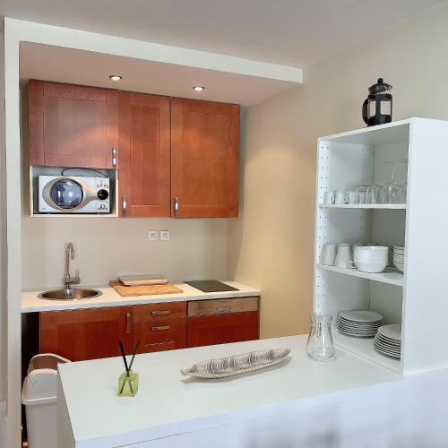  CONFORTSKI CANIGOU -  Room  picture :   Tea/Coffee maker    TV    Hairdryer                           