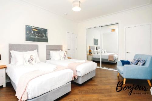 Gallery image of Bright New Town 2BR-1BA, 1 min to George St - Free Parking by Bonjour Residences Edinburgh in Edinburgh