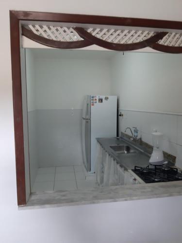 Dapur atau dapur kecil di Casa de praia em Guarapari - Santa Mônica.