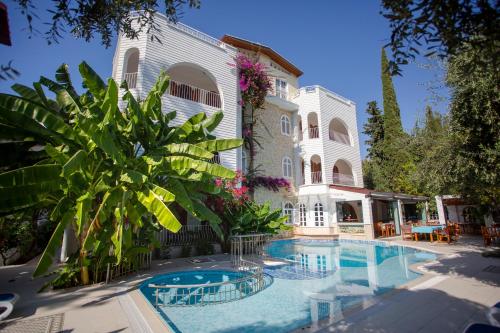 Bazén v ubytování Aquarius Hotel nebo v jeho okolí