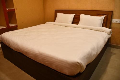Hotel Krishna Inn , Gorakhpur – Photos 5