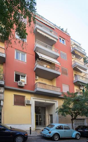 Upscale Luxury Athens Renovated Dream Home in One of the most Favorable Locations by National Gardens, Zoo & Hellenic Parliament in Syntagma and Stylish Exquisite Kolonaki neighborhood