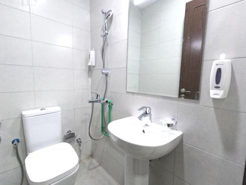 Barsha Star Residence - Home Stay tesisinde bir banyo