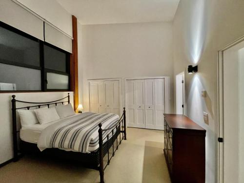 Φωτογραφία από το άλμπουμ του Luxurious Top Floor Villa With Sweeping Pacific Ocean - Bbv σε Ucluelet