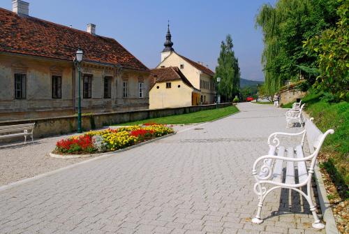 Φωτογραφία από το άλμπουμ του K Relax Place, Varaždinske Toplice, modern home with Sauna, Jacuzzi, WIFI σε Varazdinske Toplice