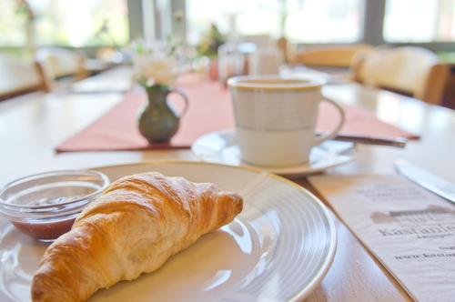 Еда / где поесть недалеко от отеля