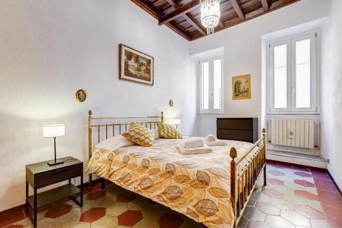 Un ou plusieurs lits dans un hébergement de l'établissement Spanish Steps Spacious Apartment