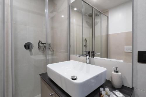 Premium two-Level Studio Caiazzo Stazione Centrale