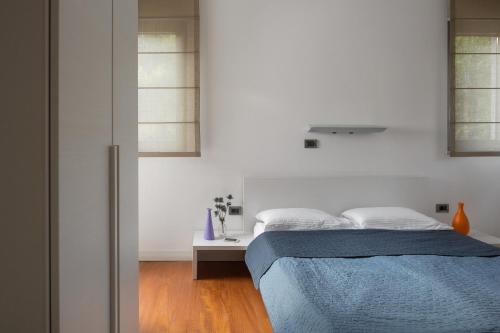 Villa Valsavia-apt Monsena with Pool,Spa&Bike depo