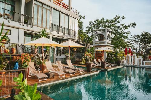 Bazén v ubytování Monte Vista Chalet Khaoyai nebo v jeho okolí