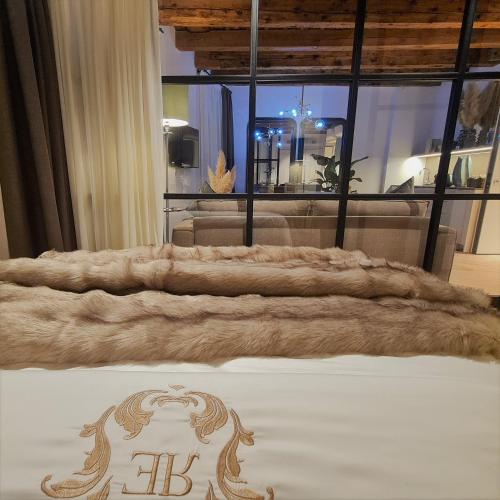 Postel nebo postele na pokoji v ubytování ELEGANCE ROOM - Aparta & Suite - Automatized Apartment