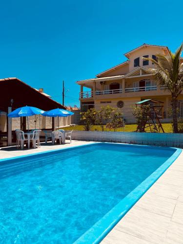 Bazén v ubytování Hotel & Pousada Bella Vista nebo v jeho okolí