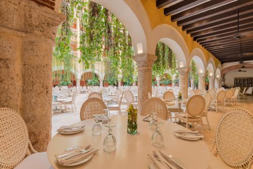 Restaurace v ubytování Charleston Santa Teresa Cartagena