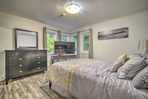 Gallery image of Anchorage Condo - Walk to Downtown and Coast Trail! in Anchorage