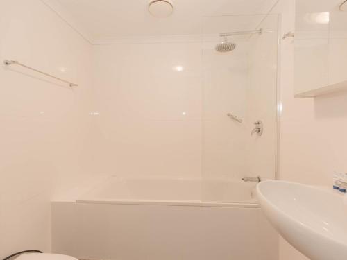 Koupelna v ubytování Edge 6 16 Clyde Street