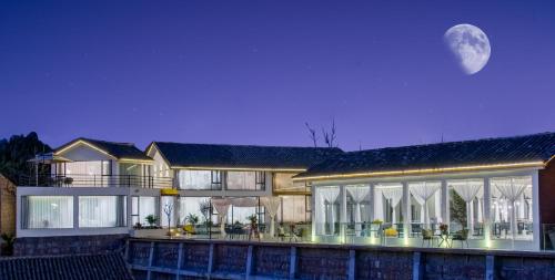 Gallery image of No Flowers Boutique Hostel in Kunming