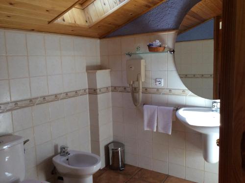 Koupelna v ubytování Hotel La Ribera