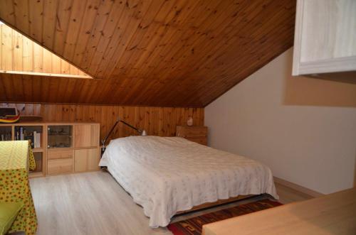Cama o camas de una habitación en SCroce Apt close to Prato della Valle