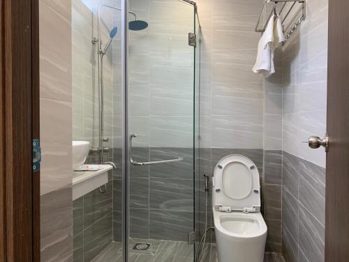 Ένα μπάνιο στο Smiley Apartment Quận 2