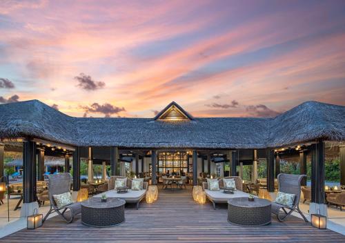 Restaurace v ubytování Naladhu Private Island Maldives