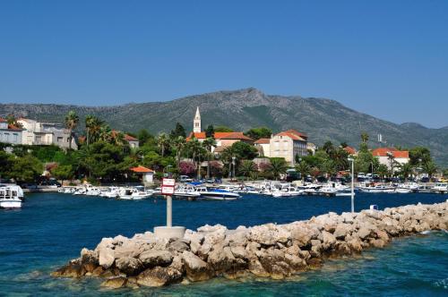 Apartments Mistral Orebic