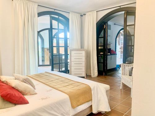 Your Holidays Home - Sta Mónica - Costa Adeje