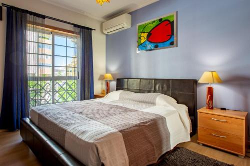 Casa das Lontras by LovelyStay