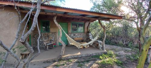 La casita junto al rio