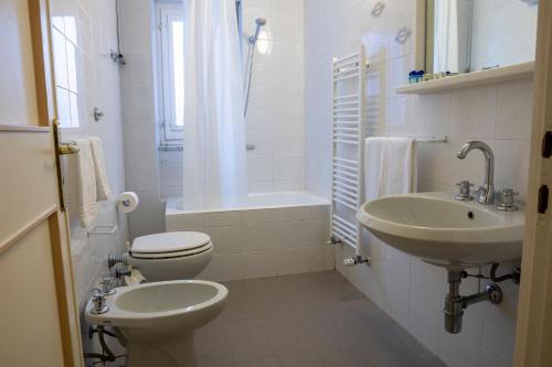 Salle de bains dans l'établissement Hotel Hermitage