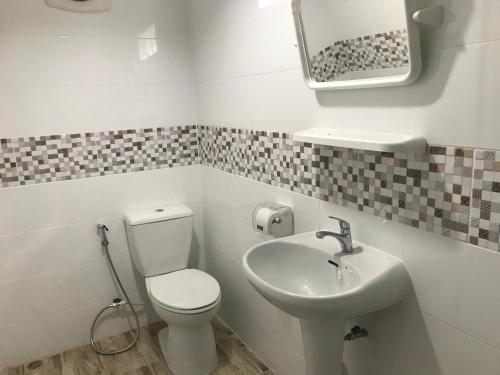 Bilik mandi di P & H Residence NorthGate