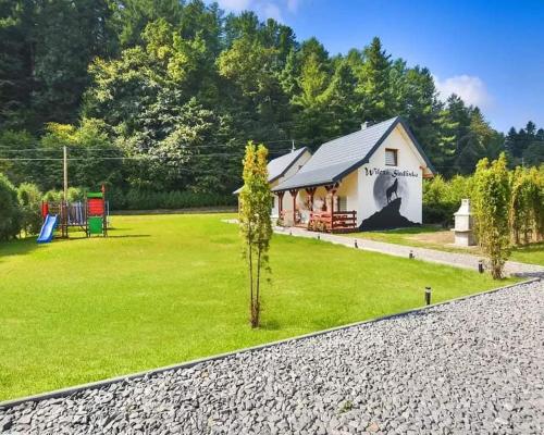 Galeriebild der Unterkunft Domki Wilcze Siedlisko - Bieszczady in Hużele