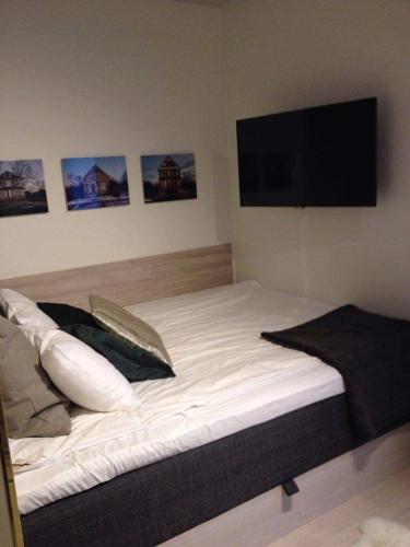 Avanti Apartment Hotel Image