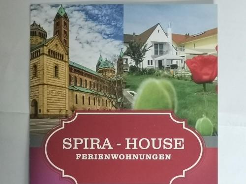 Certifikát, hodnocení, plakát nebo jiný dokument vystavený v ubytování Spira House