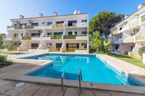 Vilamoura Premium Apartment With Pool by Homing