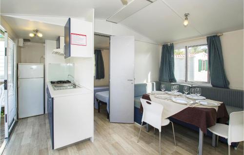 Mobile Home MC – Photos 2