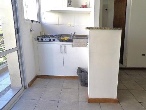 Kuchyň nebo kuchyňský kout v ubytování Sarmiento Monoambiente