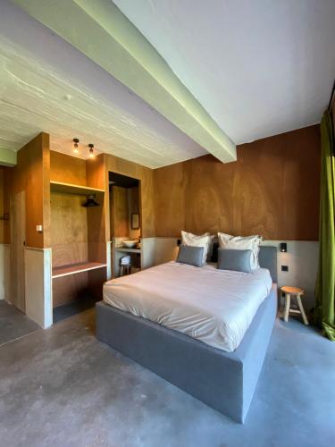 Ein Bett oder Betten in einem Zimmer der Unterkunft BBruT
