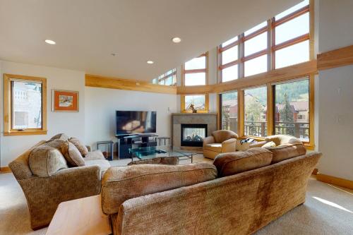 Gallery image of Lion Square Lodge North 380 in Vail