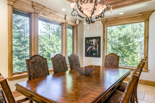 Fotografie z fotogalerie ubytování Alpine Luxury v destinaci Zephyr Cove
