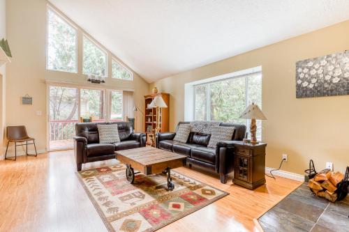 Singing River Cabin – Photos 4