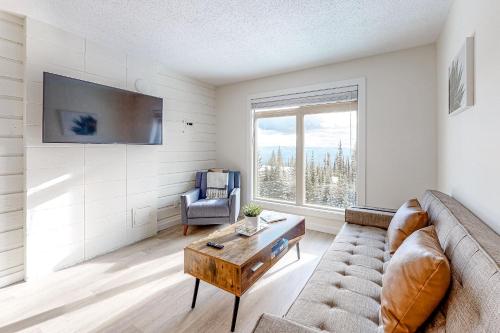 Monashee Inn 30 – Photos 2