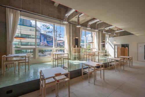 Gallery image of Localstitch Euljiro in Seoul