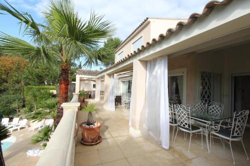 Juan Les Pins Near Cannes Beaches 18-20 Guests